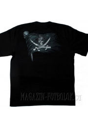 футболка с черепом pirate skull