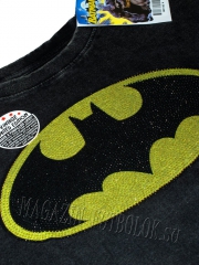 футболка с логотипом супергероя batman