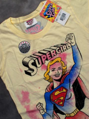 красивая майка supergirl
